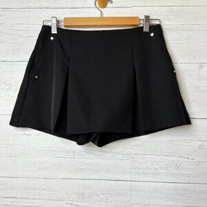 Zara Skorts Womens Size Small Black Pleated Metal Accents Pockets Side Zipper